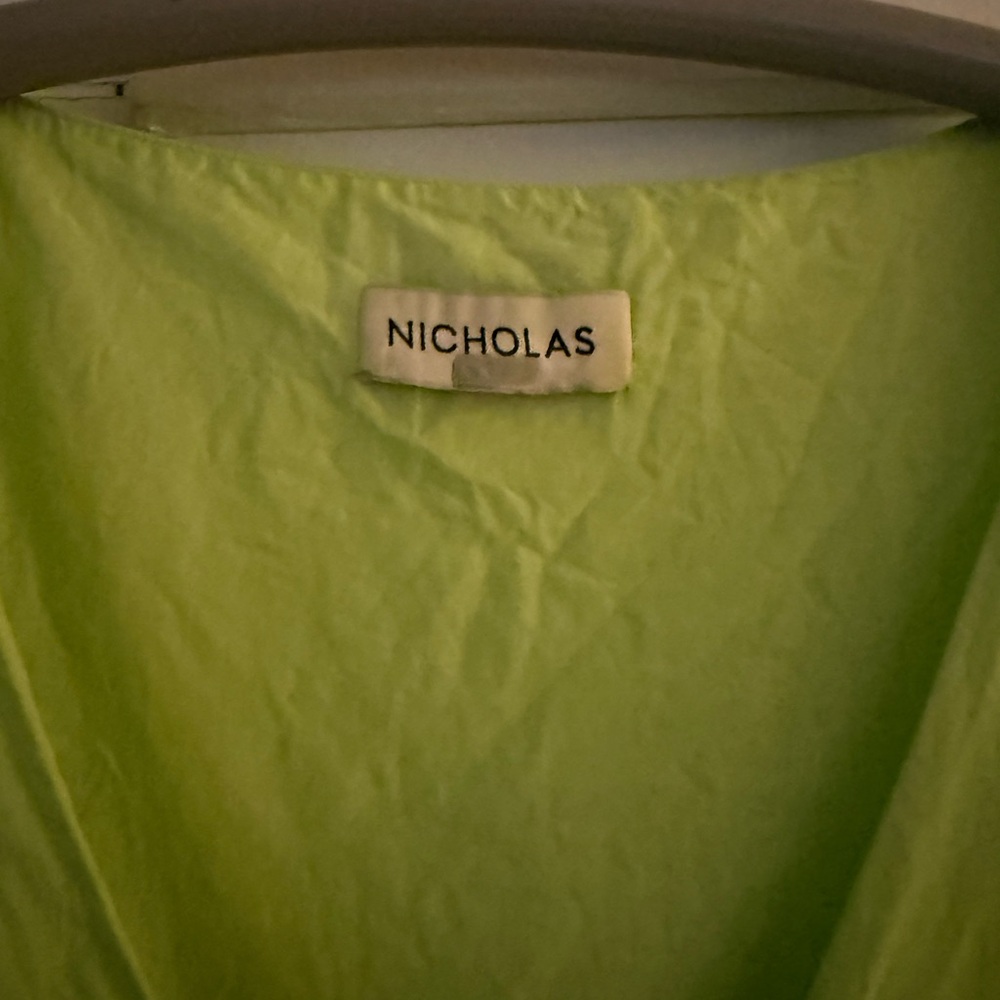Nicholas Lime Green Dress perfect for summer - Picture 4 of 5